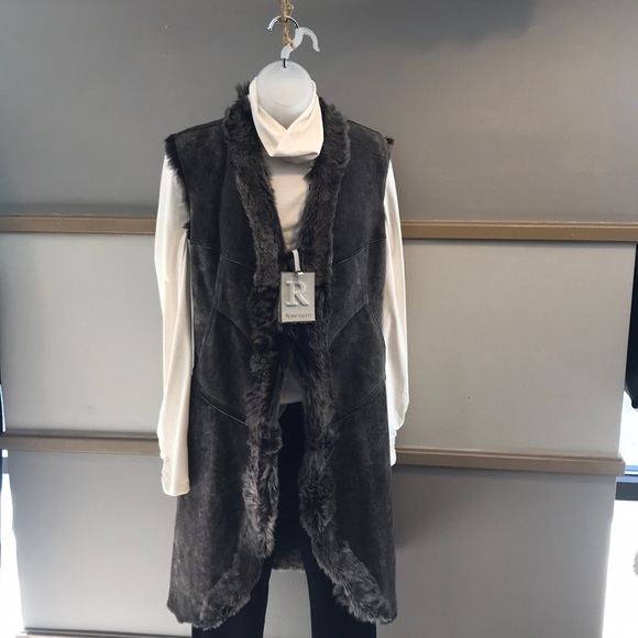 Roncarati designer shearling vest - Picture 3 of 3